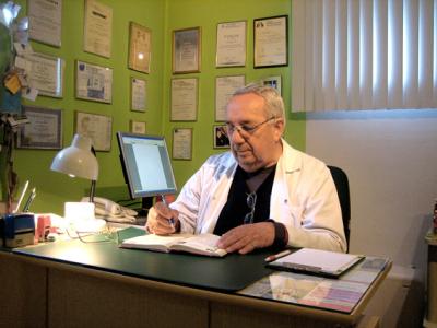 Dr. Krzysztof Pajk